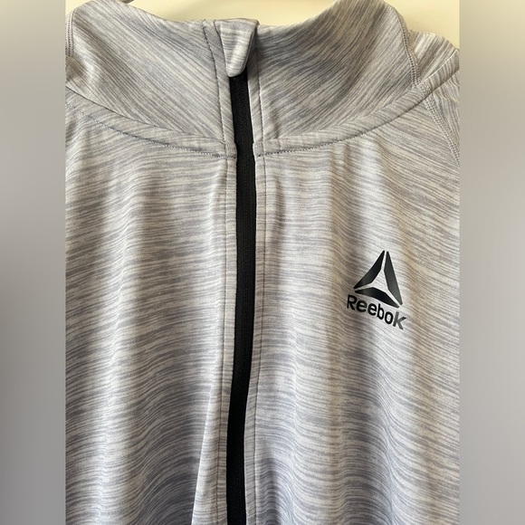 Reebok Gray Lightweight pullover - Picture 3 of 5